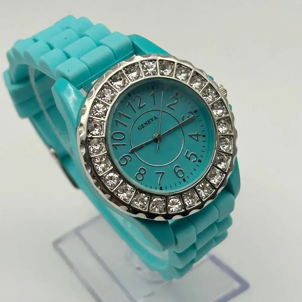 Geneva Crystal Bezel Turquoise Tone Silicon Band Women’s Fashion Watch, Working